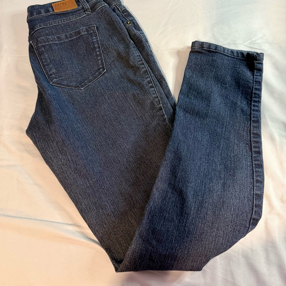 17/21 Exclusive Denim Jeans size 6